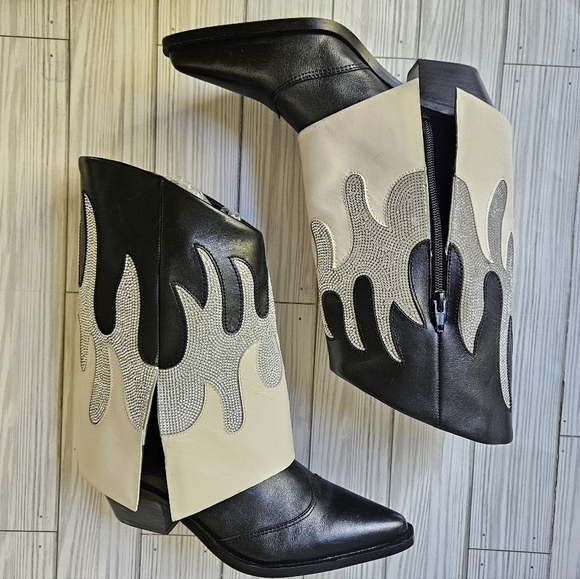 Gianni Bini ConleyTwo Western Rhinestone Flame Foldover Boot in Black Silver Sz6 - Picture 10 of 16